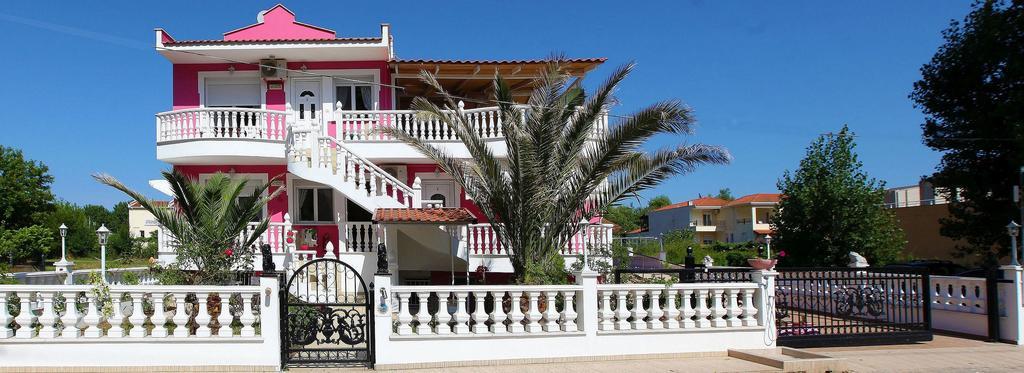 Nereids Apartments And Studios Chrysi Ammoudia Ngoại thất bức ảnh