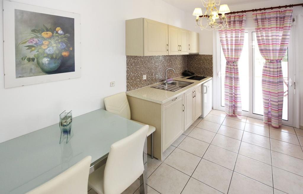 Nereids Apartments And Studios Chrysi Ammoudia Ngoại thất bức ảnh