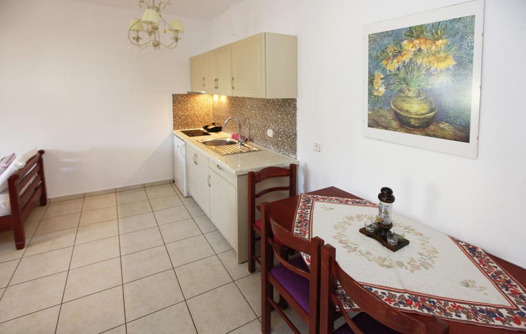 Nereids Apartments And Studios Chrysi Ammoudia Ngoại thất bức ảnh