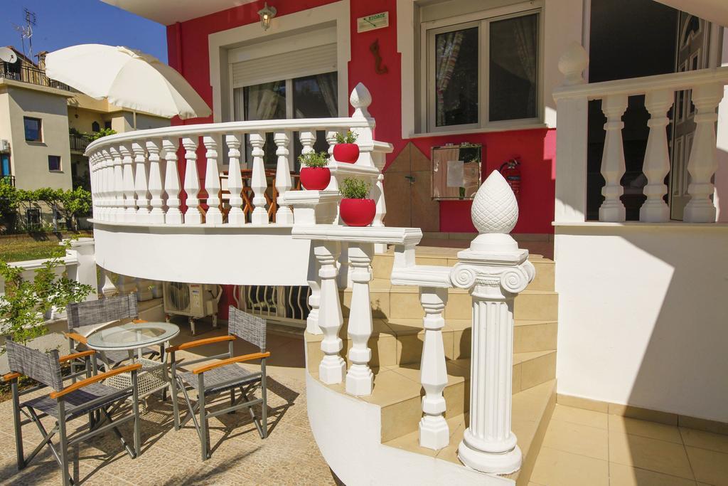 Nereids Apartments And Studios Chrysi Ammoudia Ngoại thất bức ảnh